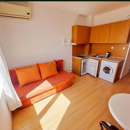 Appartement Beautiful, Cozy 1 Bedroom Sunny Beach, Sunny Day 5 *